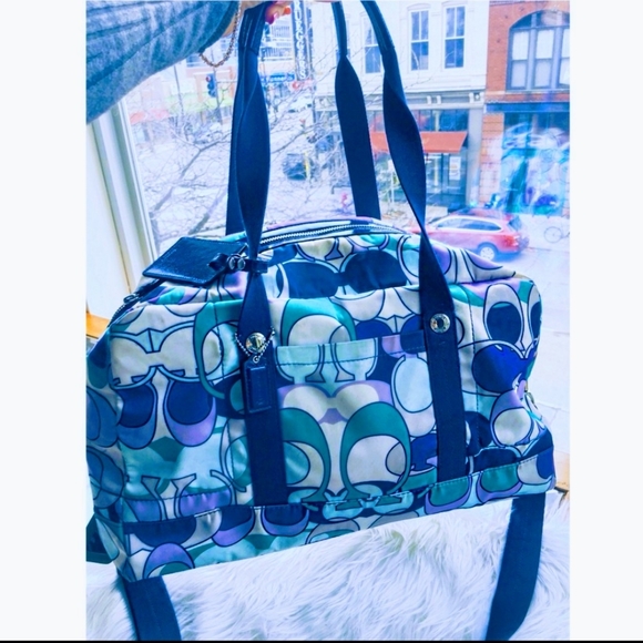 COACH DUFFEL BAG ✨ Carry On, SO CUTE! 😍💖💅 - Picture 1 of 5